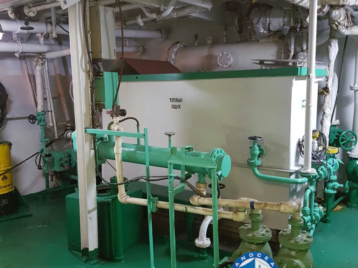Kapal tangki minyak/bahan kimia keur dijual