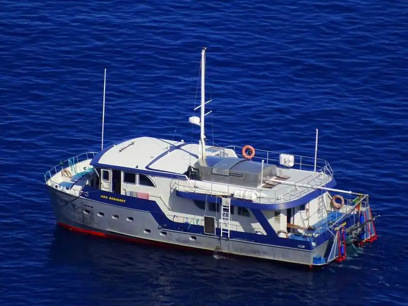 Kapal survei keur dijual