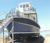 Kapal pesiar keur dijual