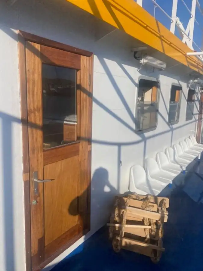 Kapal fery keur dijual