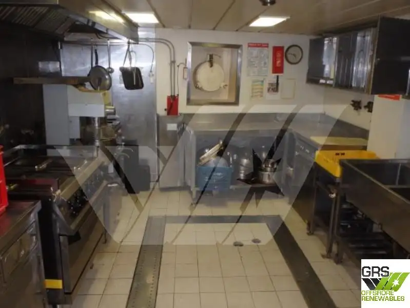 Kapal pasokan keur dijual