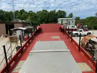 Kapal pendaratan, tangki keur dijual