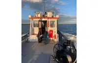 Kapal kerja keur dijual