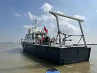 Kapal survei keur dijual