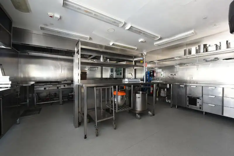 Tongkang keur dijual