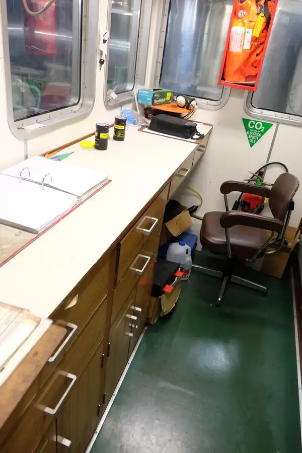 Kapal penarik keur dijual