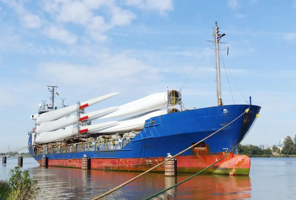 Kapal pangangkut barang curah keur dijual