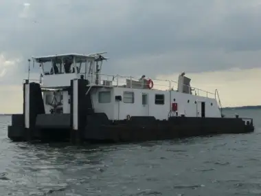Kapal penarik keur dijual