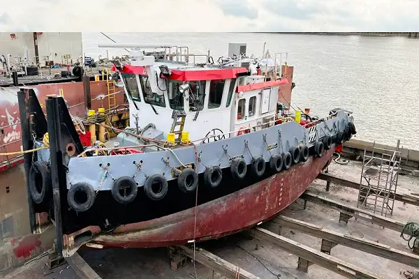 Kapal penarik keur dijual