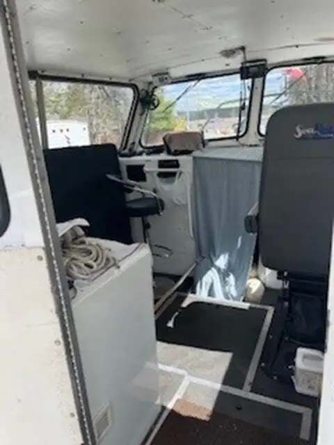 Kapal kerja keur dijual