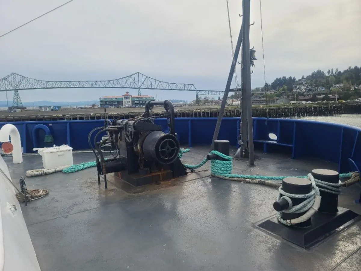 Kapal penarik keur dijual