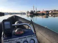 Kapal kerja keur dijual