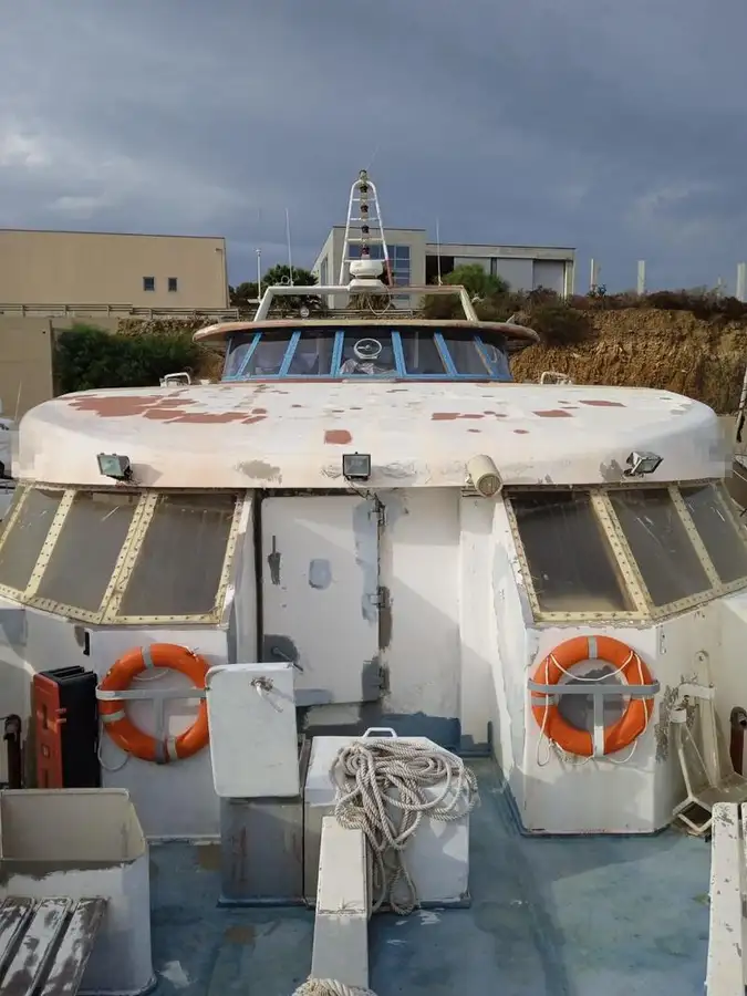 Kapal fery keur dijual
