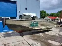 Kapal kerja keur dijual