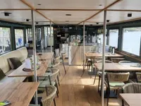 Kapal wisata keur dijual