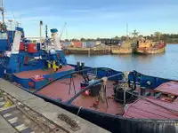 Kapal penarik keur dijual