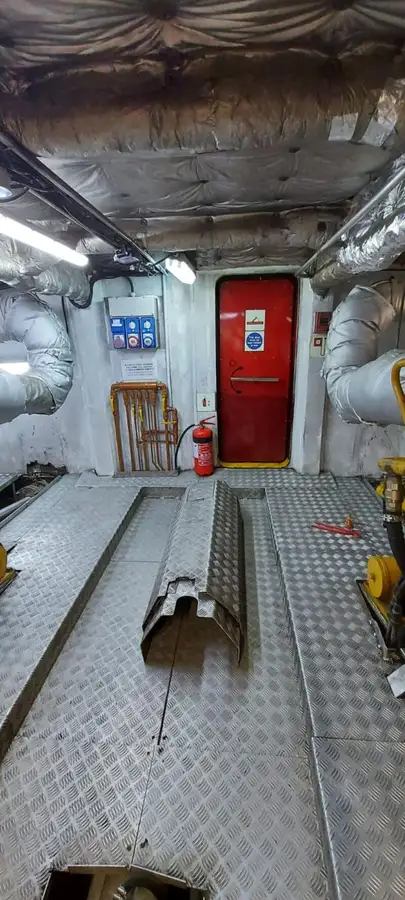 Kapal kru keur dijual