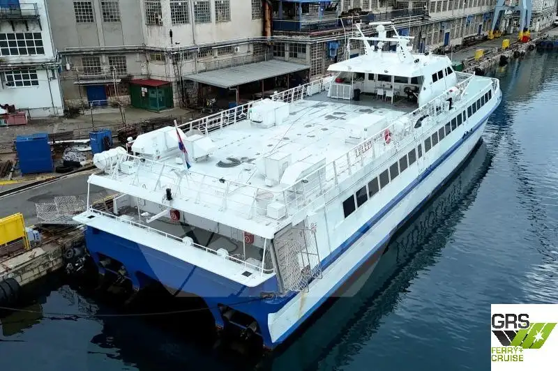 Kapal pesiar keur dijual