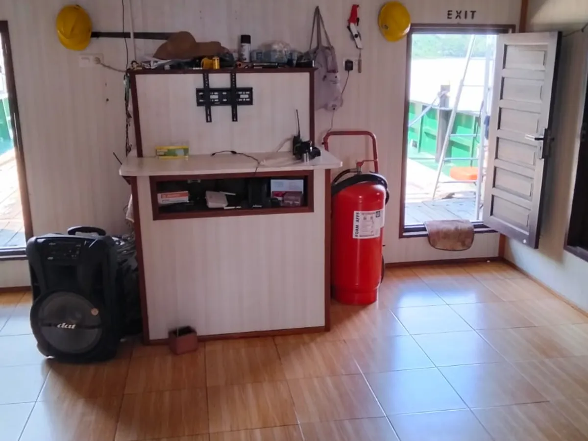 Kapal pendaratan, tangki keur dijual