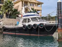 Trawler pikeun dijual