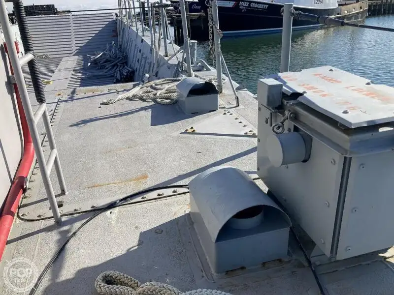 Kapal pendaratan, tangki keur dijual