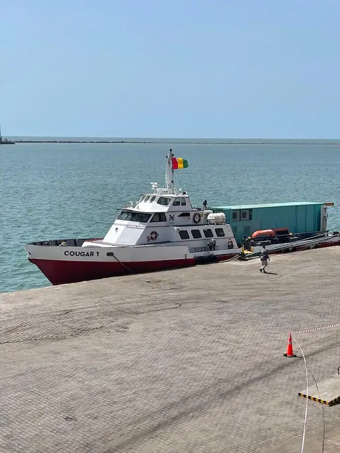 Kapal kontainer keur dijual