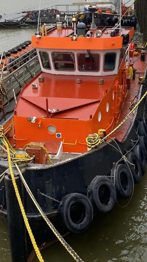 Kapal penarik keur dijual