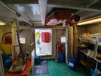 Kapal pasokan keur dijual