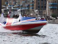Kapal pesiar keur dijual