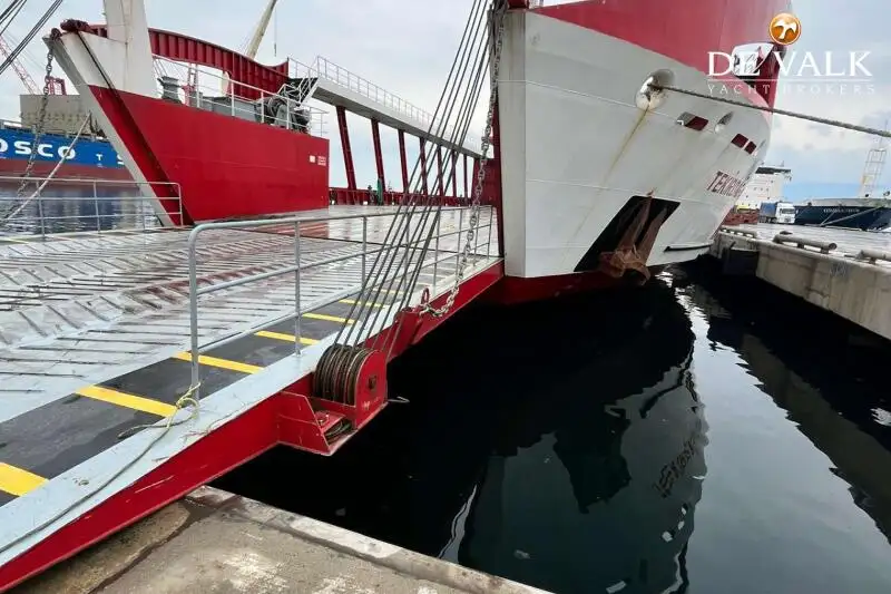 Kapal fery keur dijual