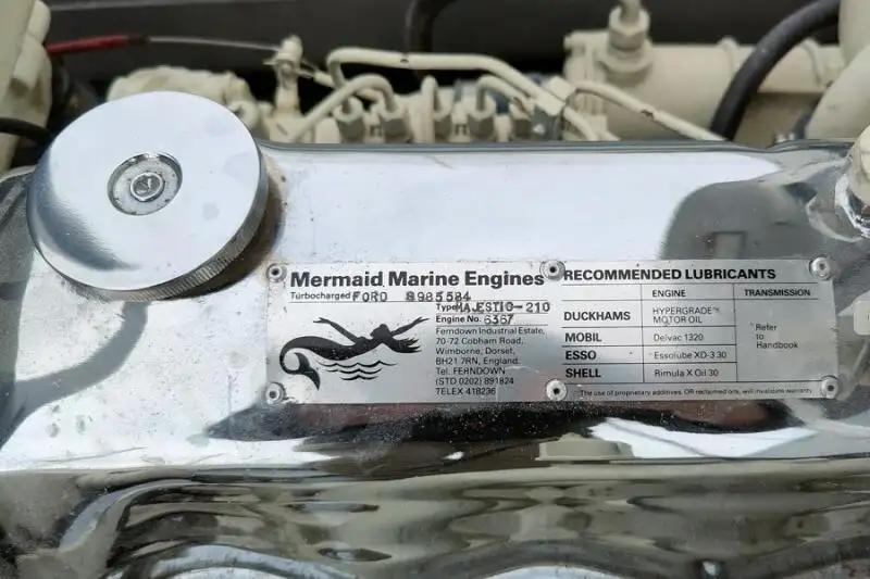 Kapal kerja keur dijual