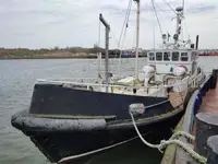 Kapal survey pikeun dijual