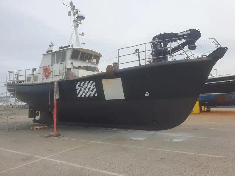 Kapal kerja keur dijual