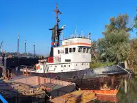 Kapal penarik keur dijual