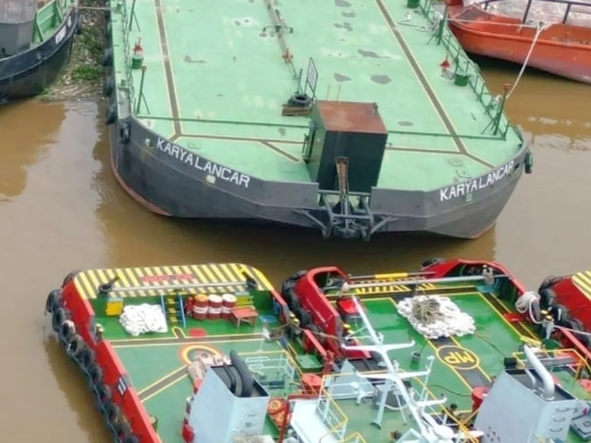 Kapal tangki minyak/bahan kimia keur dijual