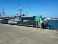 Kapal wadahna pikeun dijual