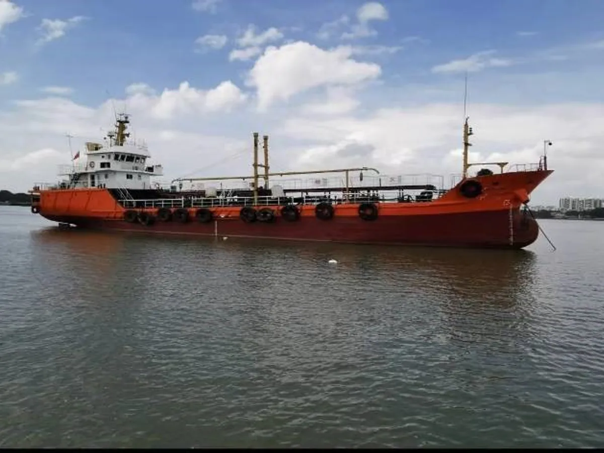 Kapal tangki minyak/bahan kimia keur dijual
