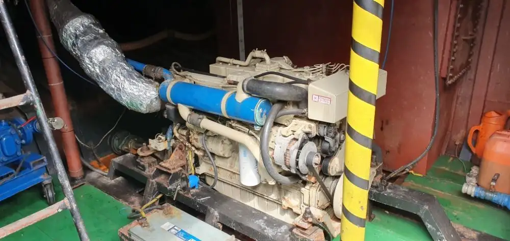 Kapal kerja keur dijual