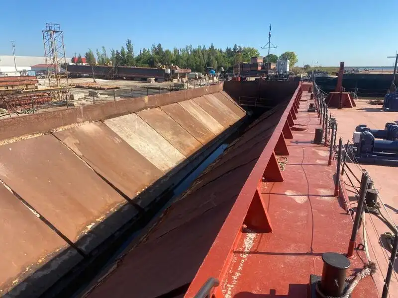 Kapal penarik keur dijual