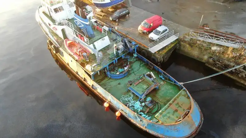 Kapal penarik keur dijual