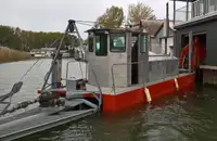 Kapal keruk keur dijual