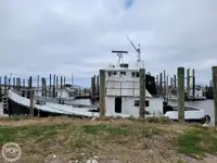Kapal pasokan keur dijual