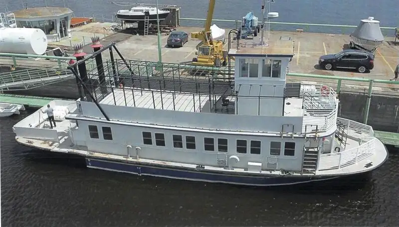 Kapal pesiar keur dijual