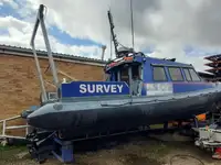 Kapal survei keur dijual