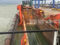 Kapal keruk keur dijual