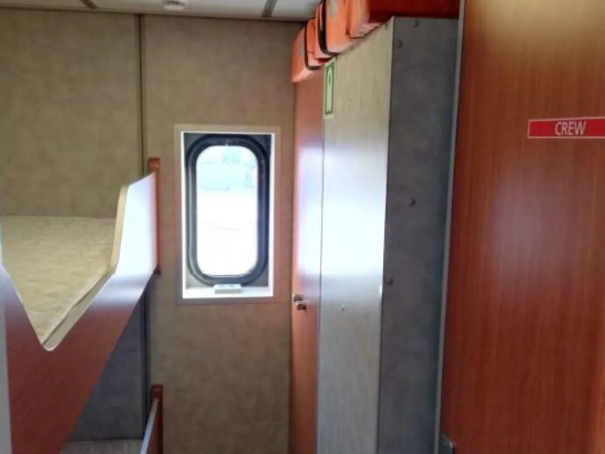 Kapal kru keur dijual