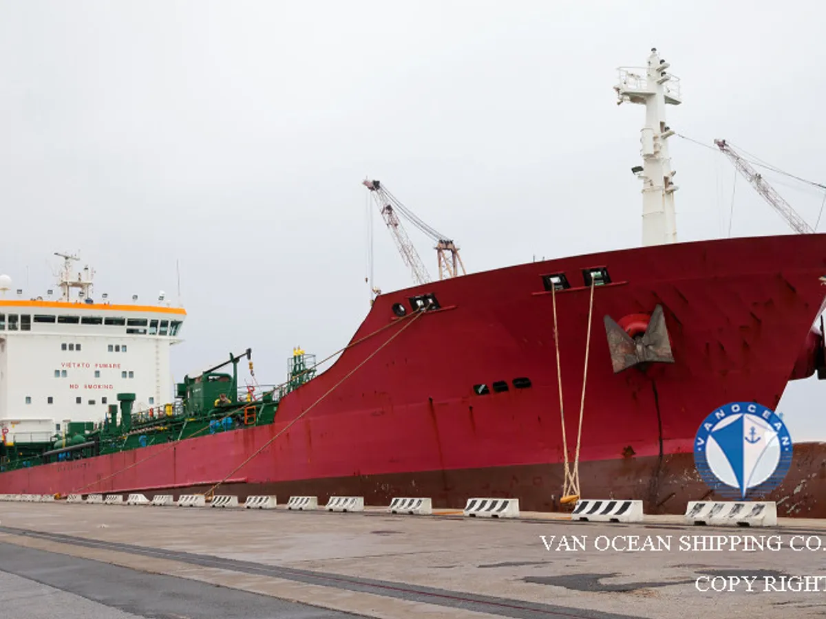 Kapal tangki minyak/bahan kimia keur dijual