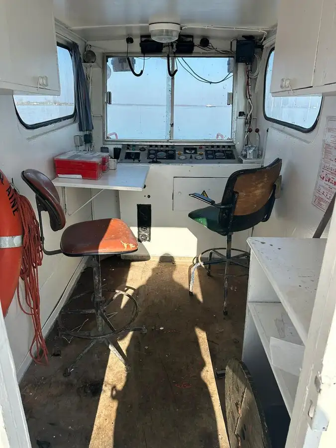 Kapal penarik keur dijual