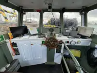 Kapal kerja keur dijual