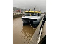 Kapal kerja keur dijual